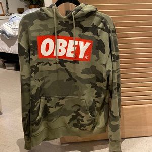 Obey hoodie mens medium